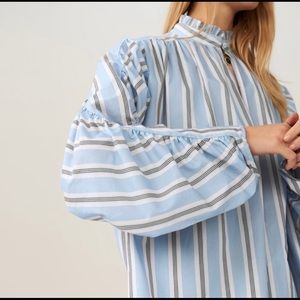 MAJE Bell-sleeves ruffle Blouse!